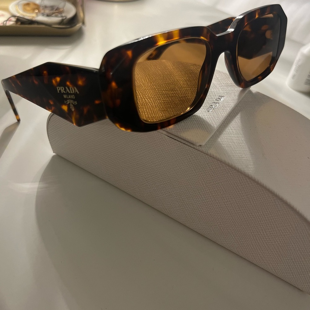 Authentic Prada Sunglasses PR 17WS